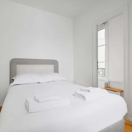 Appartement Old World Charm With Fireplace - Pantheon *