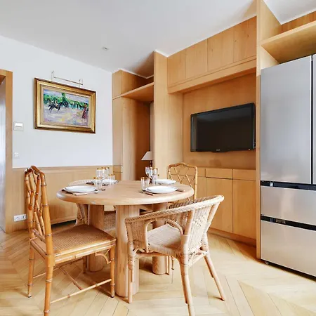 Appartement Old World Charm With Fireplace - Pantheon